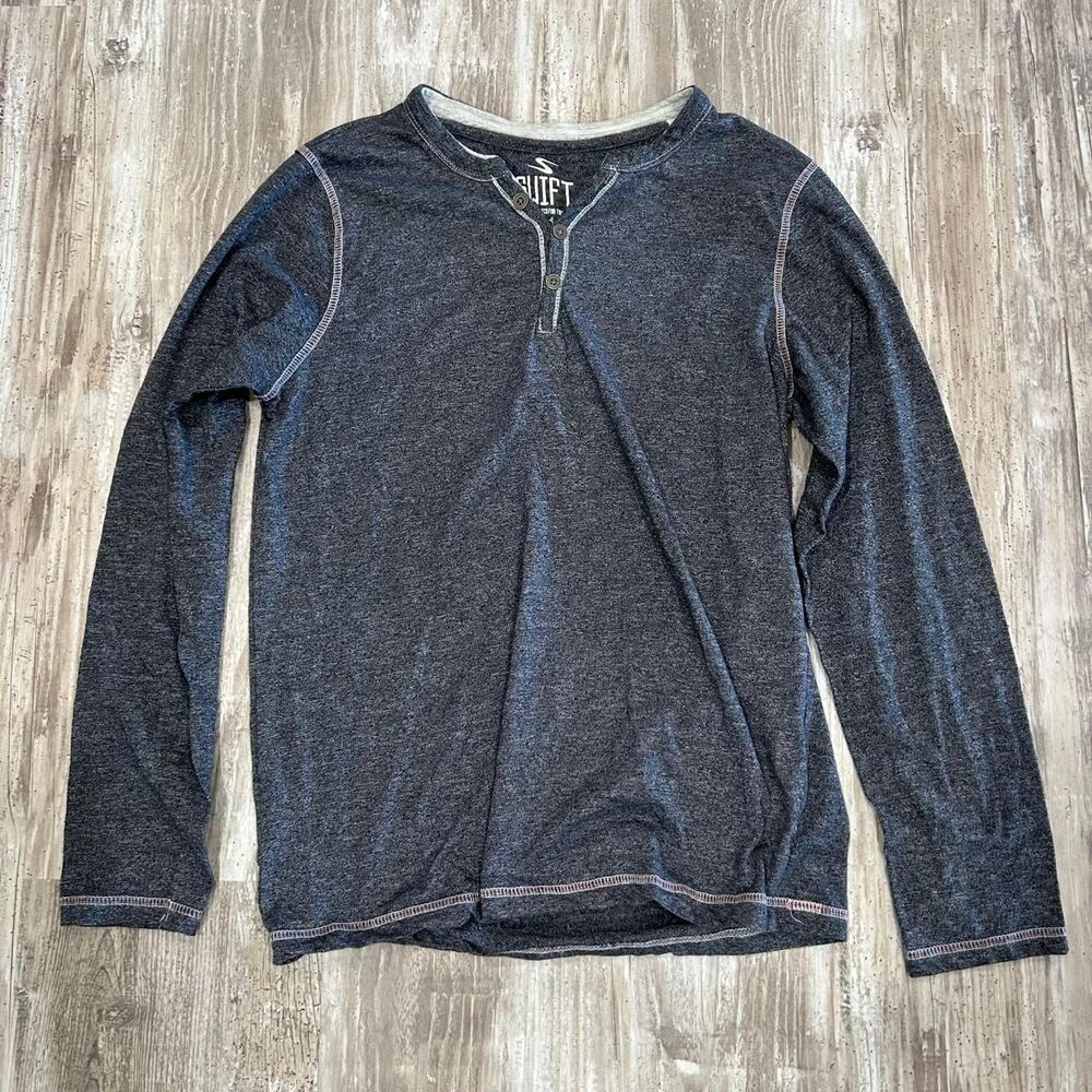 Swift Men's skater athleisure casual dark gray henley long sleeve shirt